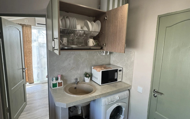 Na Pribrezhnoy 20 Guest house