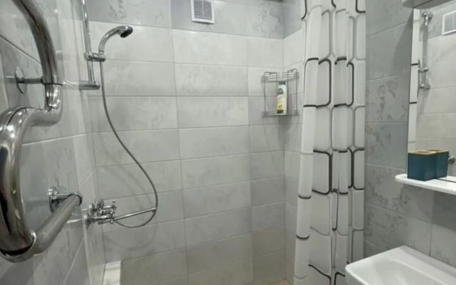 V Tihom Rajone Flat