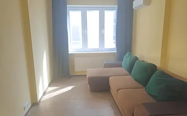 Dvukhkomnatnaya na Krestyyanskoy 27 Alfa Rent Anapa Flat