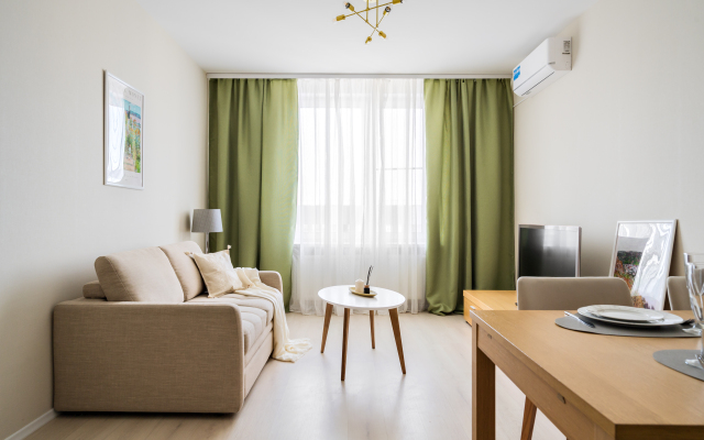 Evro-Dvuhkomnatnaya Kvartira U Moskovskogo Vokzala Apartments