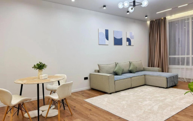 Na Prospekte Al-Farabi 27/2/4 Apartment