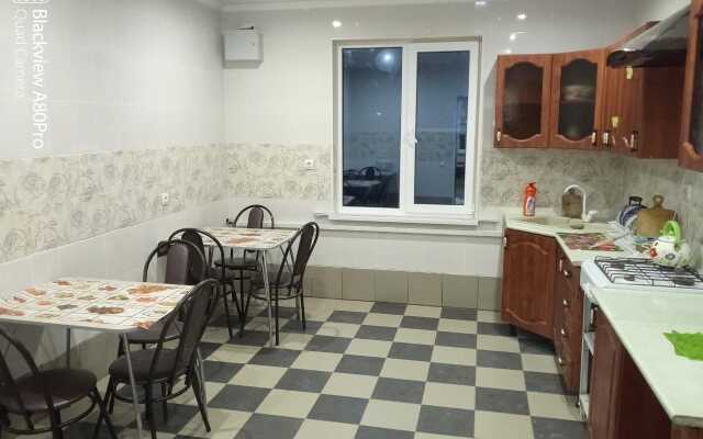 Gostevoy Dom Prigorodnaya 2 Guest House