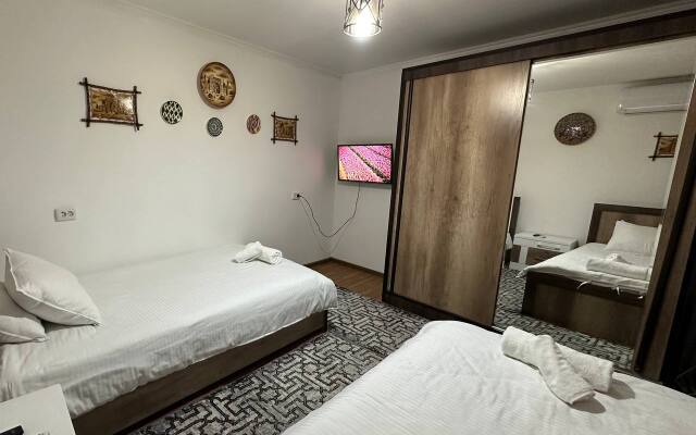 Chehra Private house