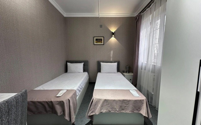 Отель Heritage Old CIty