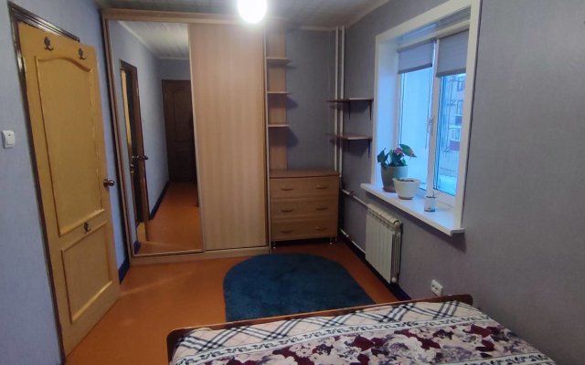 Uyutnaya kvartira u Gornogo Vozdukha Flat