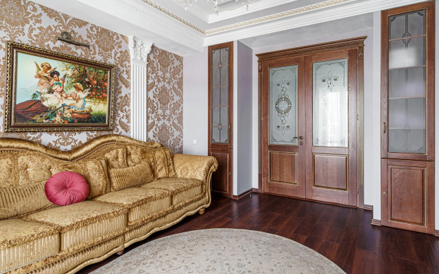 Eksklyuzivnaya s vidom na Volgu Flat
