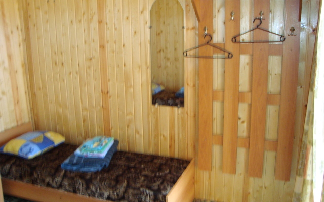 Leonardo Guest House