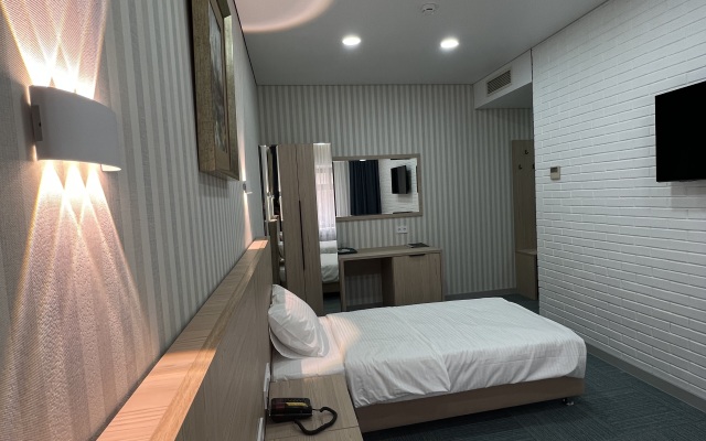 Boulevard Hotel