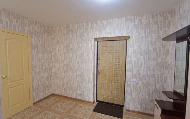 Ryadom S TRTs Planeta Flat