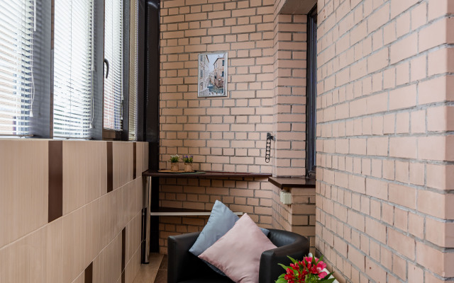 Квартира 2-комнатная Цветочная нежность