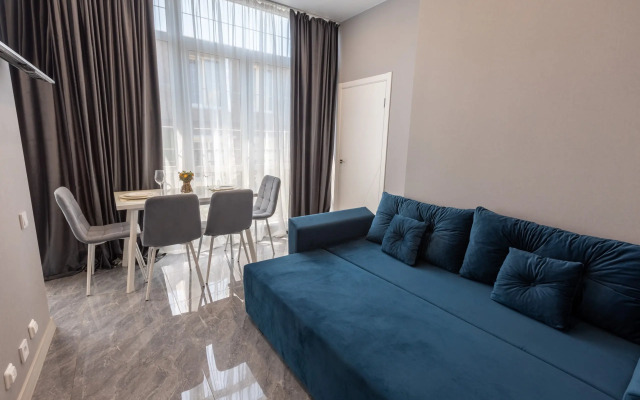 Red Apartments Art Layt Siti Grant Apartments