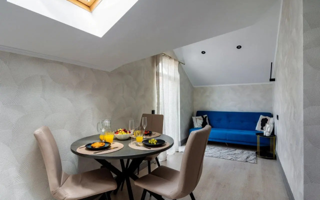 Santorini Apartments