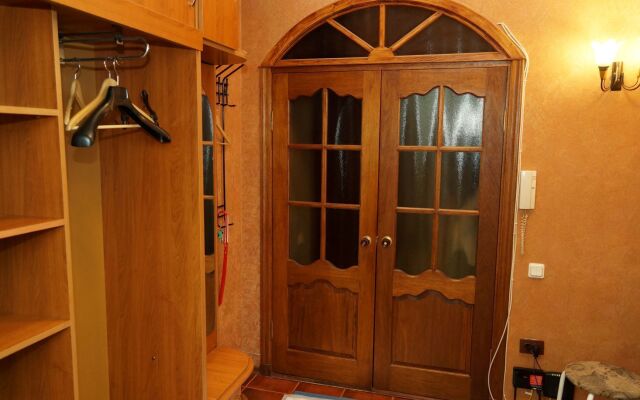 Апартаменты 2-х комнатные на Невском 65