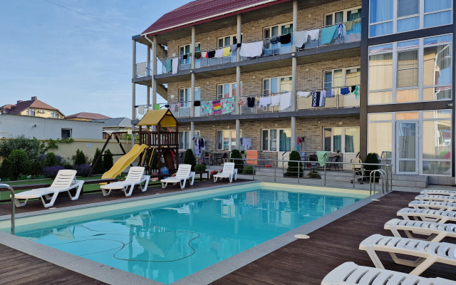 Cher&Nika Guest house