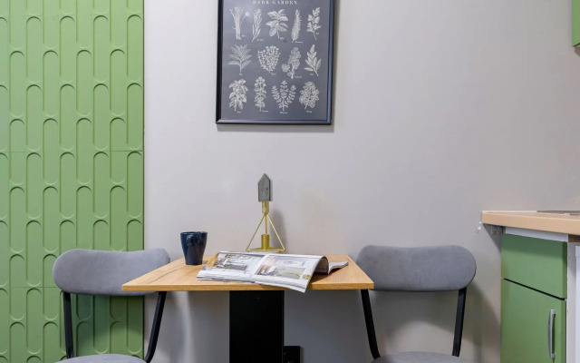 Апартаменты-студии около метро Лесная (1)