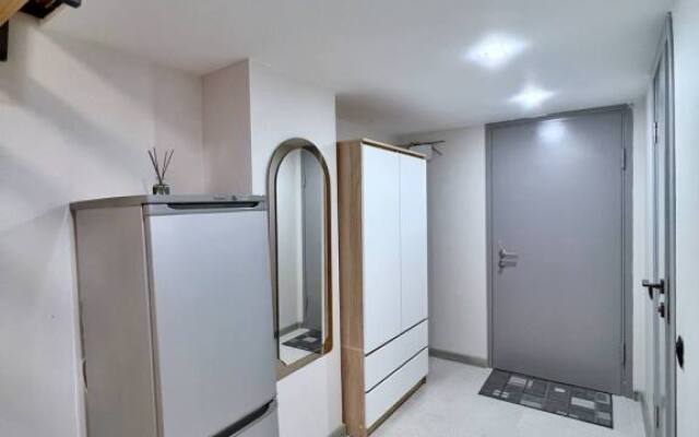 Apartamenty Dvukhurovnevye Clover Studio u metro Baumanskaya