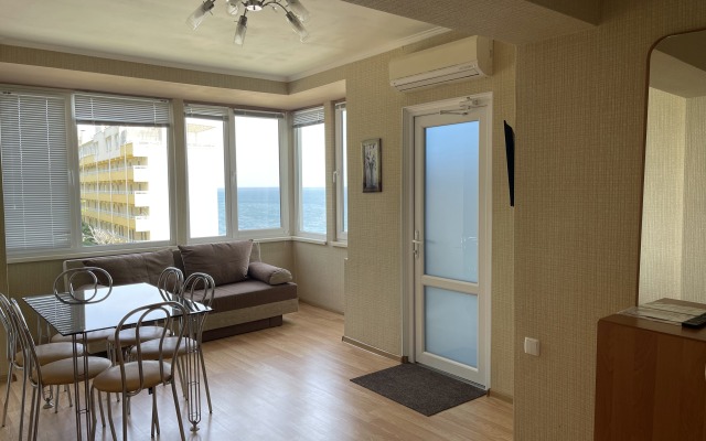 Elling Selena Guest House