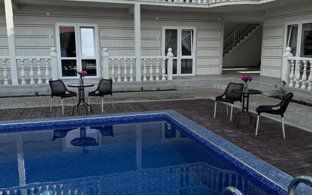 Ankhara Guest House