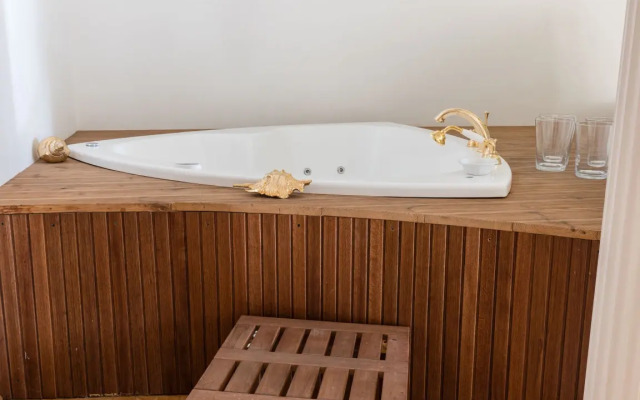 Апартаменты a.m. Rooms Neva Jacuzzi (Angliyskaya Naberezhnaya)