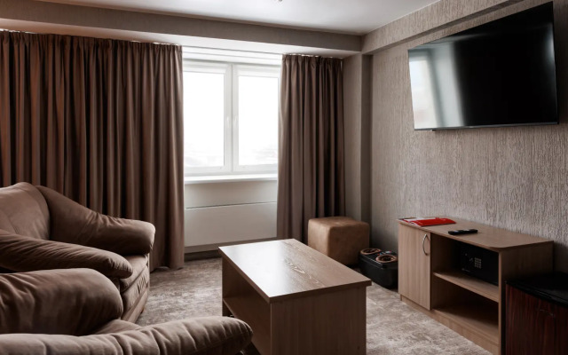 Azimut Kemerovo Hotel 