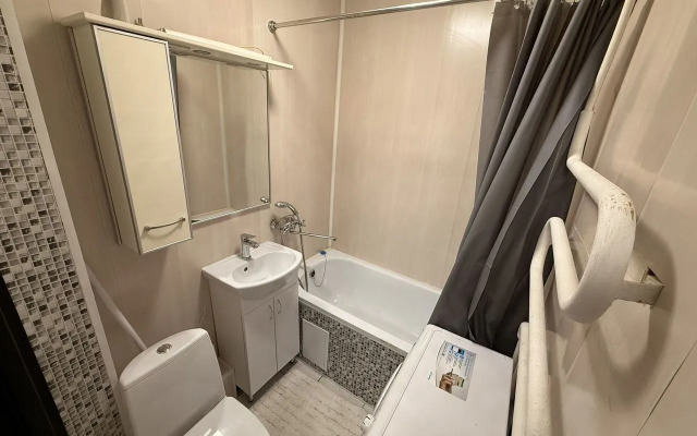 Квартира на Мориса Тореза 47