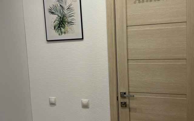 Prostornaya Studiya S Panoramnym Vidom Iz Okna Flat