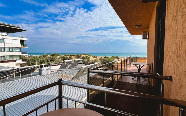 Ideal Hotel