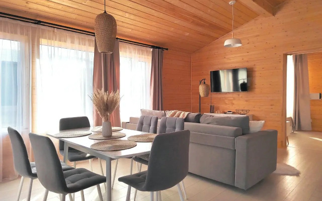 Domik V Kp Grin Laundzh Guest House