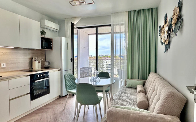 Du Soleil S Terrasoy I Vidom Na Basseyn Apartments