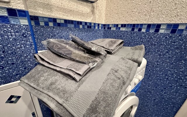 Квартира KrasInn-студия на Караульной 38