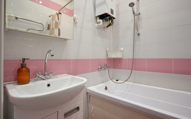 1912 U Zoologicheskogo Sada Apartment