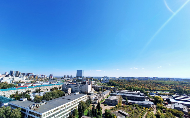 Komsomolskaya 106/3 Flat