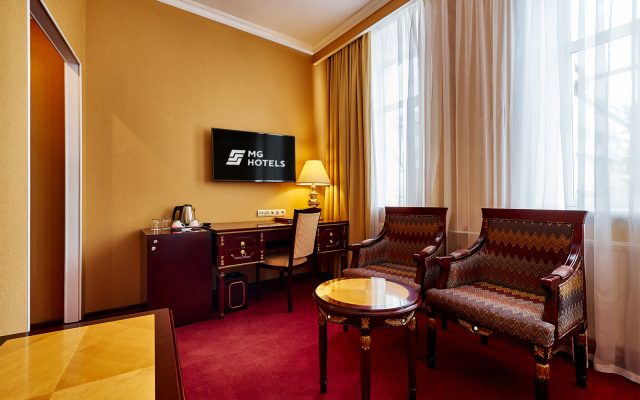 Clementine Moscow Hotel