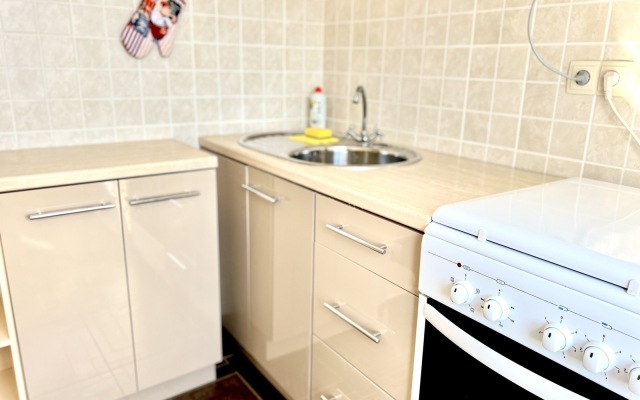 Odnokomnatnye Ulitsa Pravdy 14 Apartments