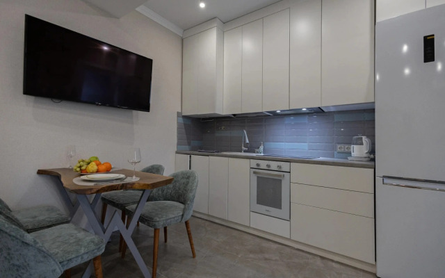 Апартаменты Двухкомнатные апартаменты с балконом в Светлана-парк