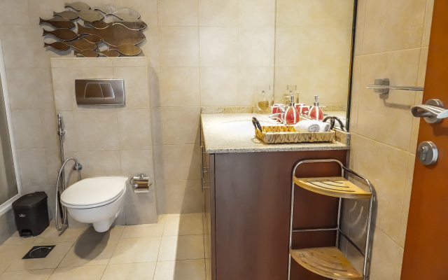 Premium 1 BR with Partial Dubai Marina View