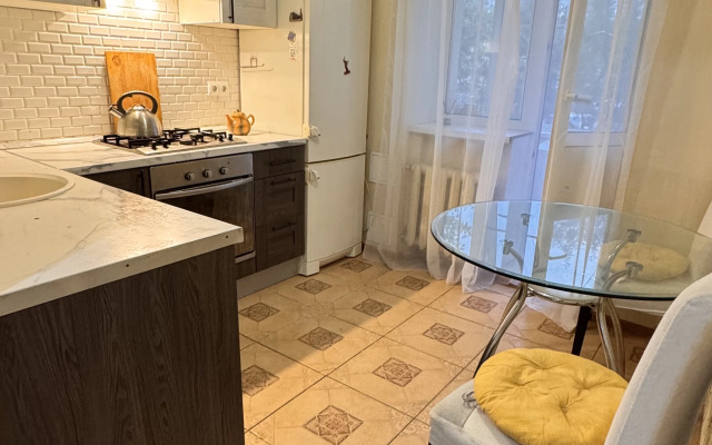 Квартира Двухкомнатная Кирова 6