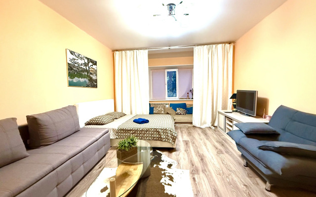 Квартира на Островского 21А