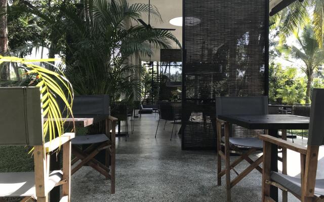 Kaju Green Eco Lodges Hotel