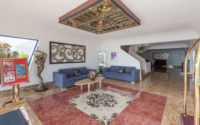 Grand Muthu Oura View Beach Club Apart-Hotel