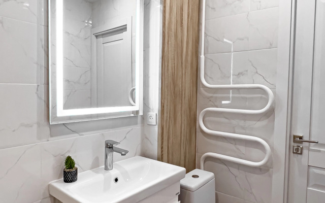 Квартира Уютная в Центре Московского Района с Видом на Лес