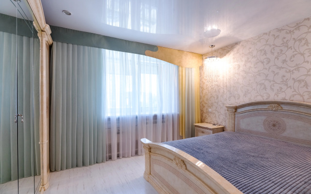 Ulitsa Zeyskaya 283 Flat