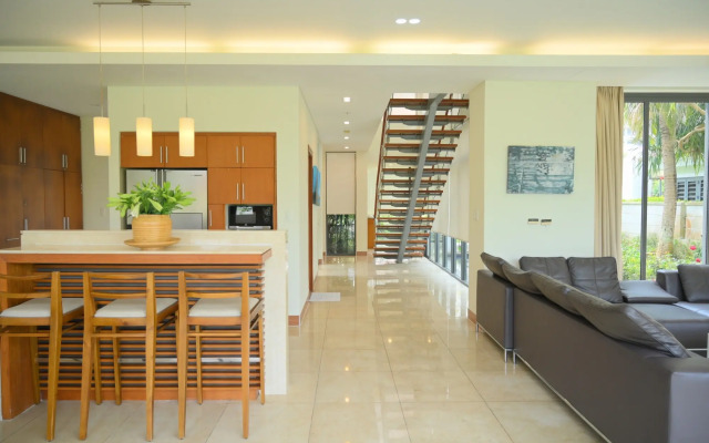 The Ocean Villa