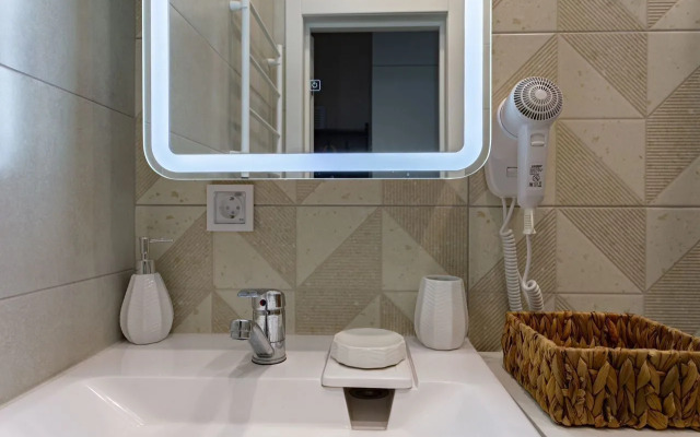 Na Yasnogorskoy Ulitse 16/2k3 Apartment