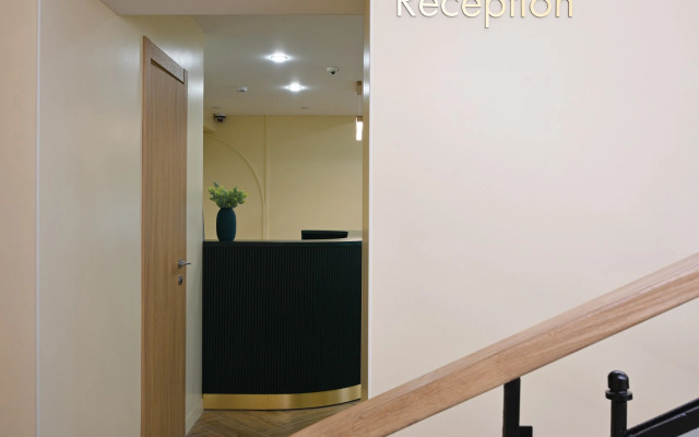 Mirum Hotel