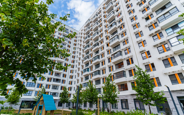 Uyutnye s panoramnym balkonom i vidom na more LetoApart Apartments