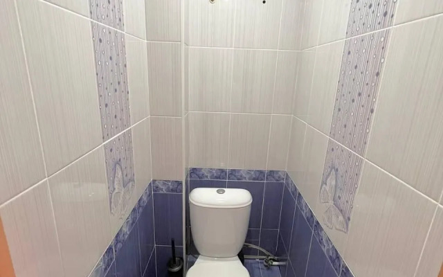 Prostornaya Trekhkomnatnaya V Novostroyke Flat