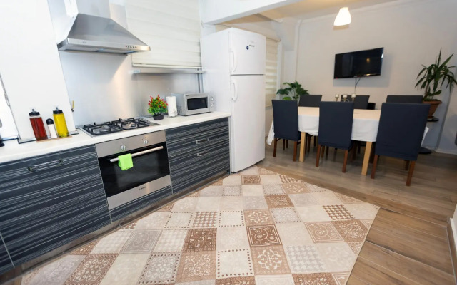 Апартаменты Taksim Cihangir