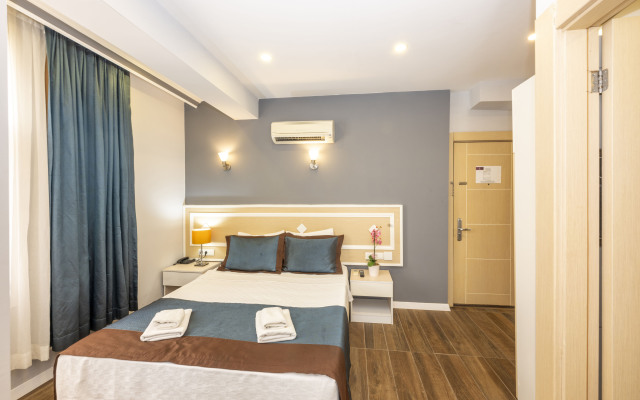 Legend Tulip Hotel