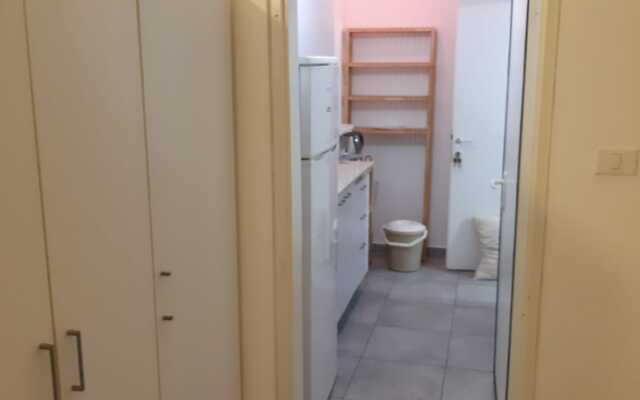Studio In The Heart Of Haifa Apartments